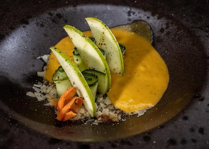 Koukoumi Vegan Boutique 酒店 阿诺梅拉