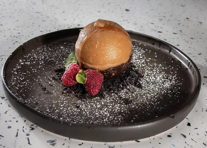 Koukoumi Vegan Boutique 酒店 阿诺梅拉