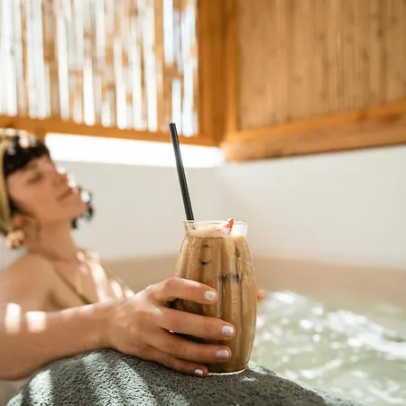 Hotel Koukoumi Vegan Boutique Ano Mera