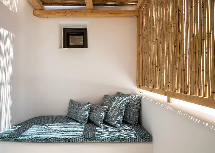 Koukoumi Vegan Boutique Ano Mera