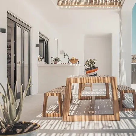 Koukoumi Vegan Boutique Hotell