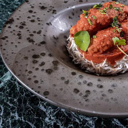 Koukoumi Vegan Boutique 호텔 5*