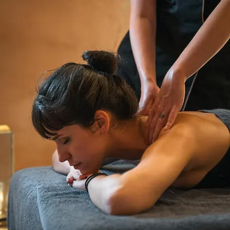 Koukoumi Vegan Boutique 5* Ano Mera