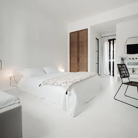 Koukoumi Vegan Boutique Hotell