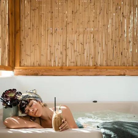 Koukoumi Vegan Boutique 5* アノ・メラ