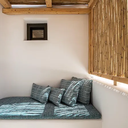 Koukoumi Vegan Boutique 아노 메라