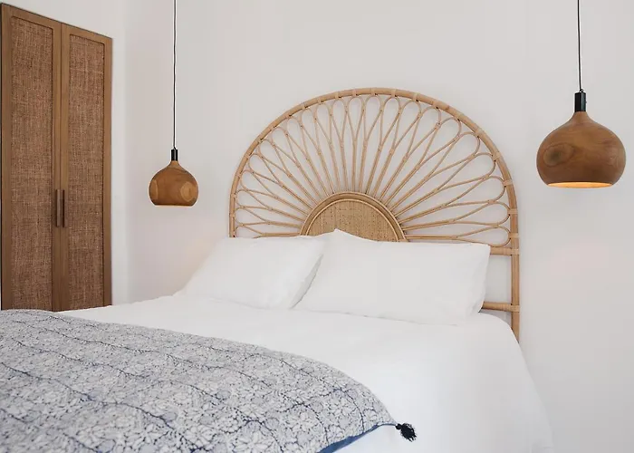 Hotel Koukoumi Vegan Boutique Ano Mera