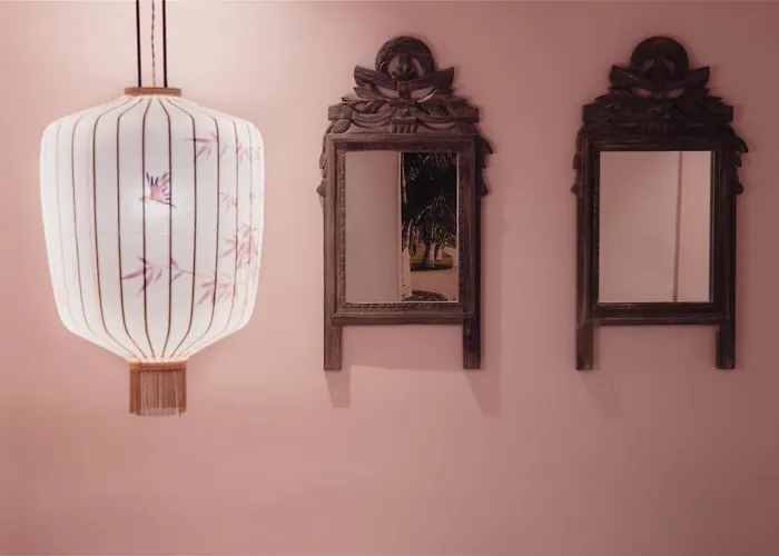 Koukoumi Vegan Boutique 5*