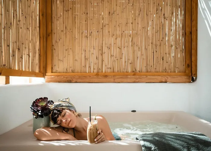 Koukoumi Vegan Boutique 5* أنو ميرا