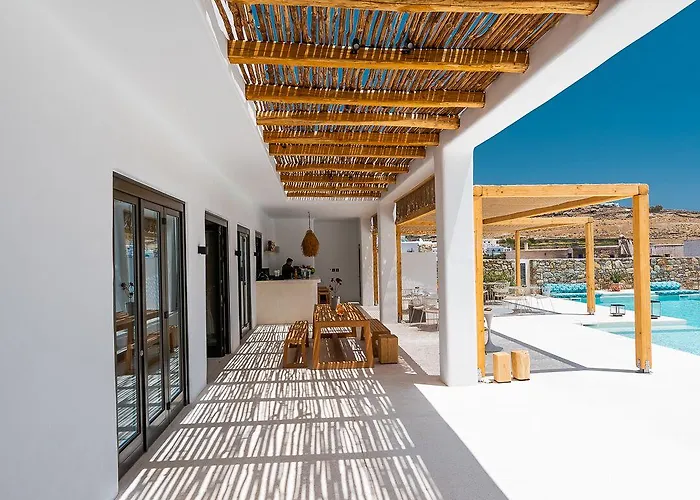 Koukoumi Vegan Boutique فندق