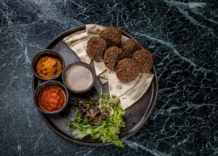 فندق Koukoumi Vegan Boutique 5*